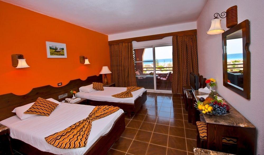 Aida Beach Hotel - אל עלמיין מראה חיצוני תמונה