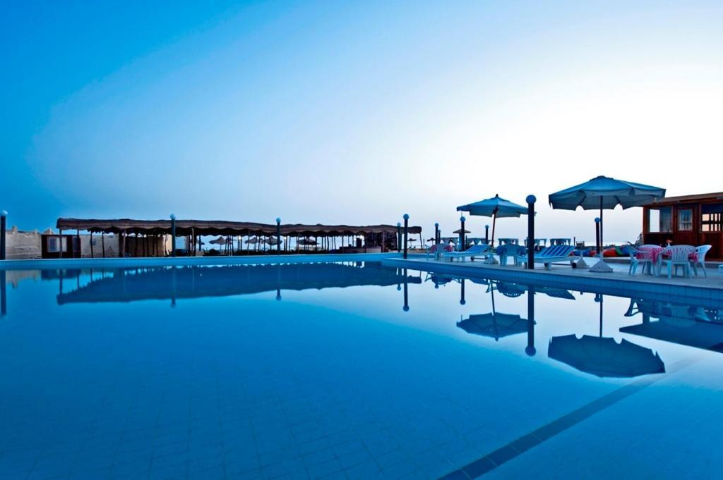 Aida Beach Hotel - אל עלמיין מראה חיצוני תמונה